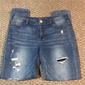 Maurices High-Rise Distressed Plaid Patchwork Skinny Jean Size M Regular